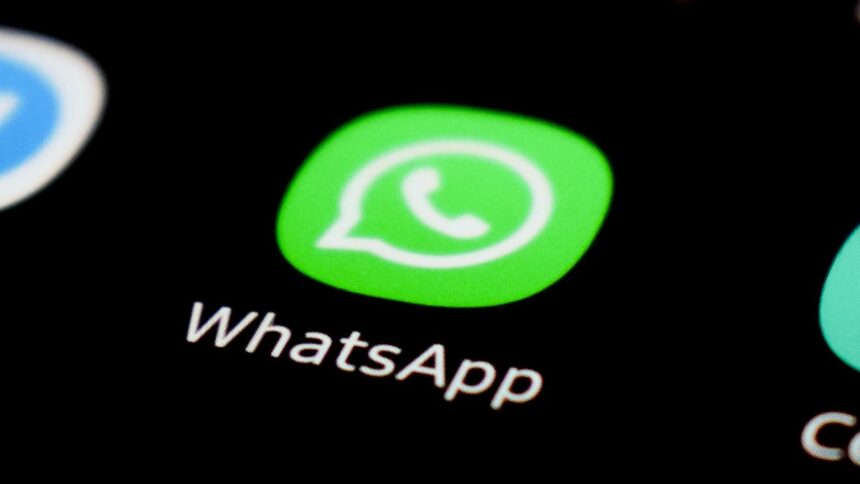 WhatsApp Beta gets option to include event closing times