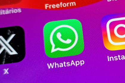 WhatsApp Beta gets option to control access to community groups