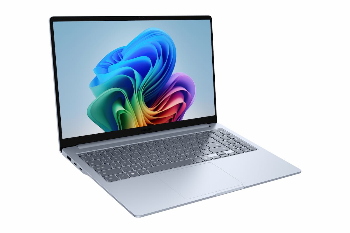 Samsung Galaxy Book4 Edge laptop image