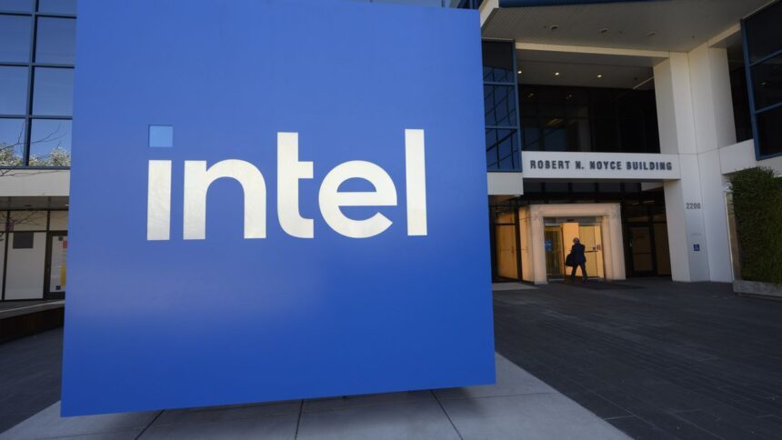 Intel unveils turnaround plan and split into two companies