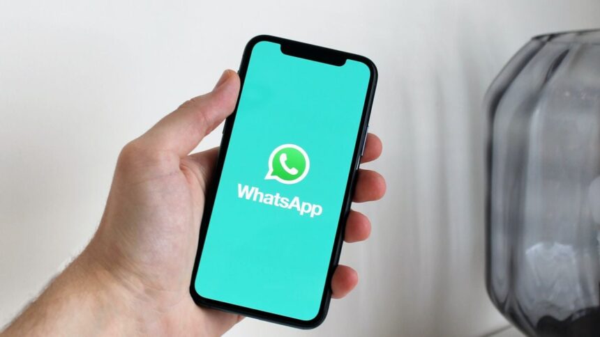 WhatsApp will stop working on some old iPhones; see which ones